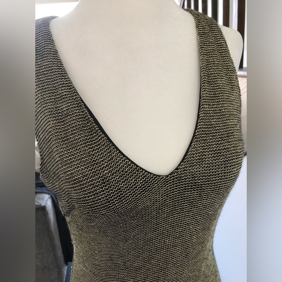 Ark &Co SIZE SMALL sleeveless open back gold party dress - Picture 3 of 7